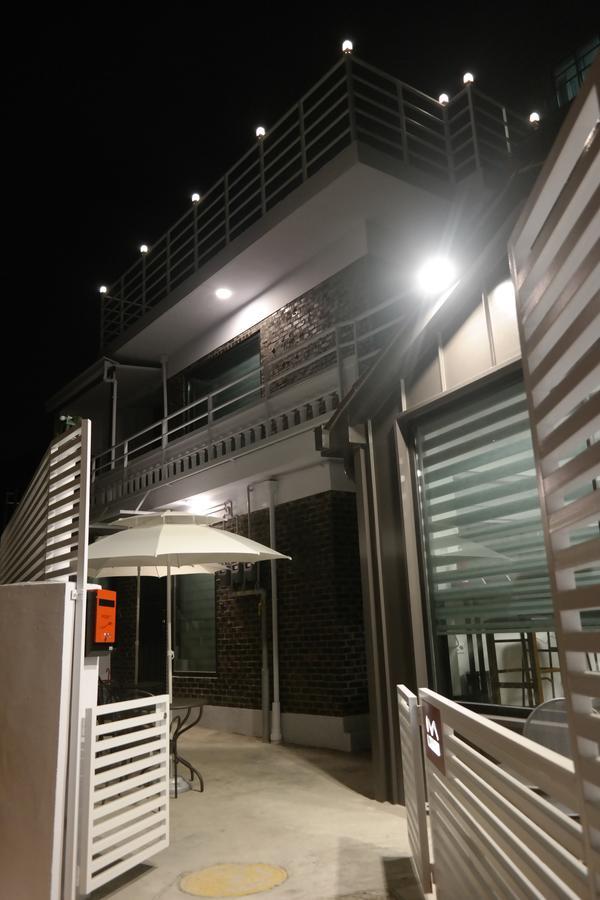 P.S Guesthouse Itaewon Seoul Bagian luar foto